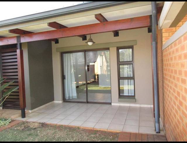 1 BEDROOM TOWNHOUSE FOR SALE IN RETIRE AT MIDSTREAM